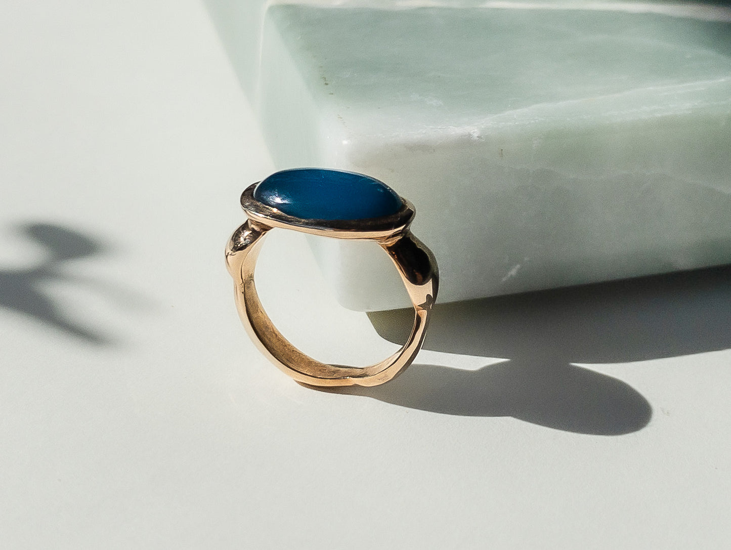 Gemstone Shoulder Ring