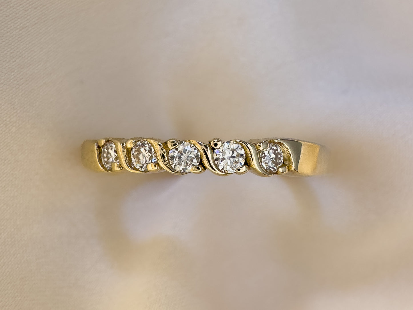 Gold 5 stone ring