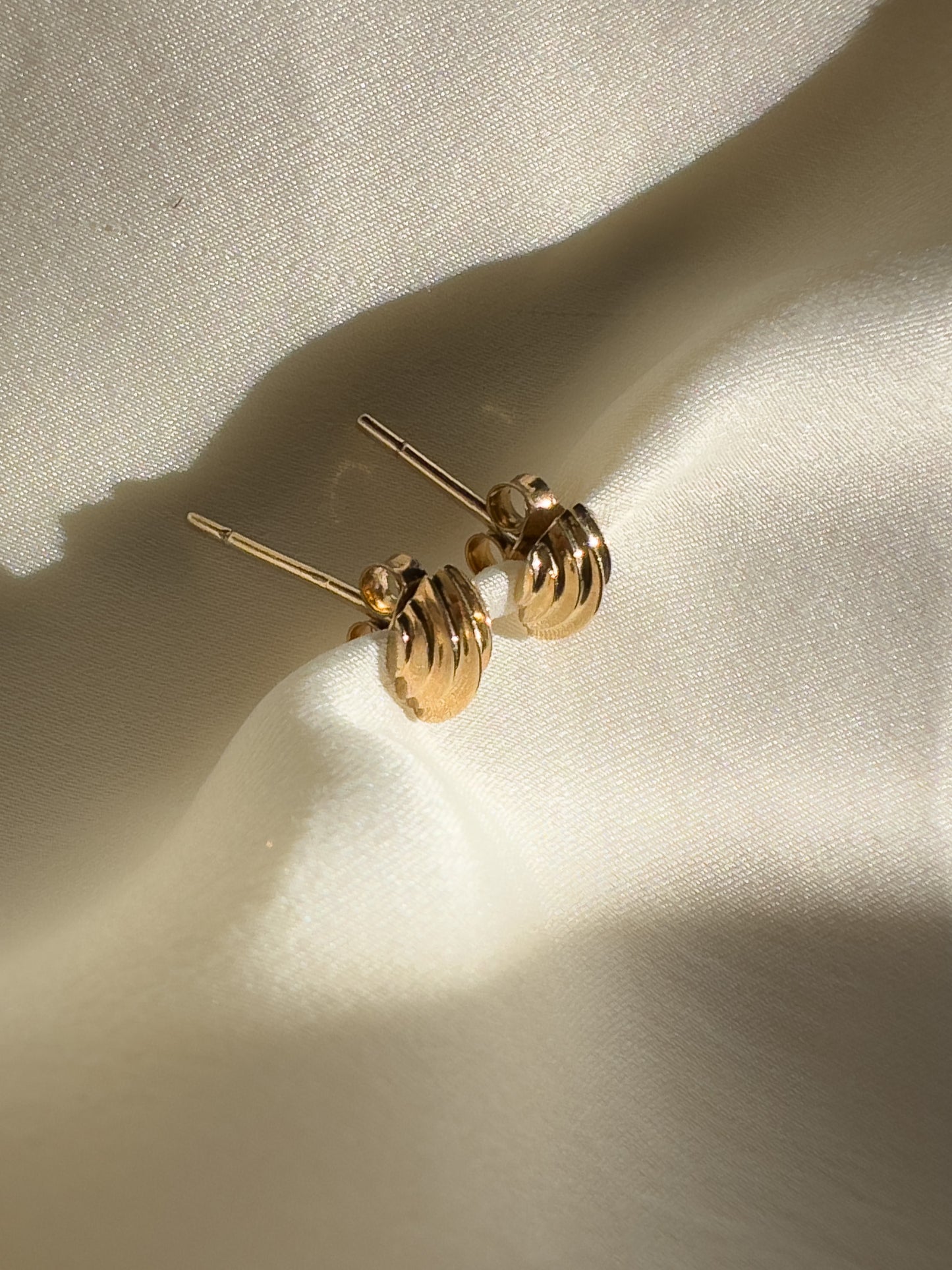 Gold Scallop Stud Earrings