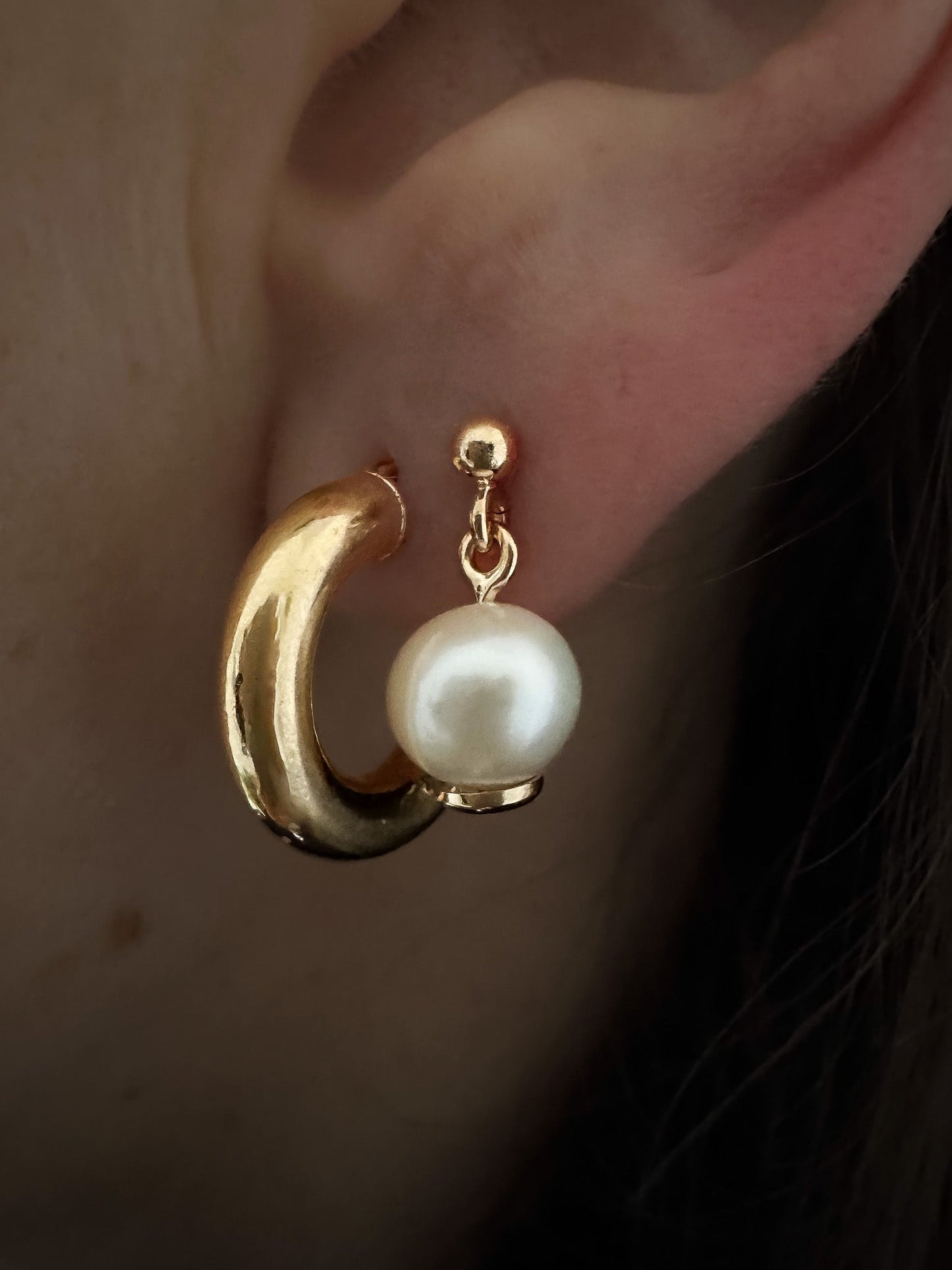 Gold Solitaire Pearl Earrings