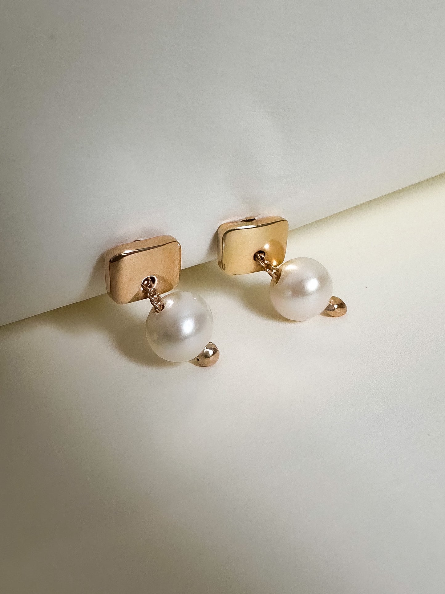 Swing Pearl Earring Set (Mini)