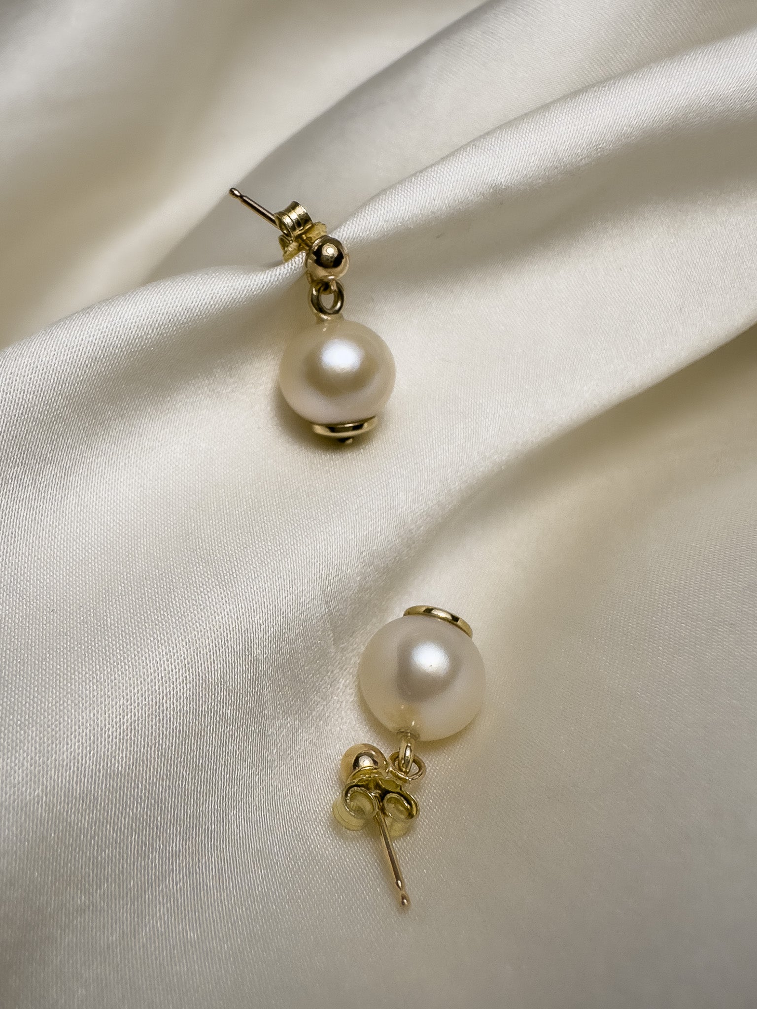 Jewellery Care and Maintenance Guide: How to Keep Your Pieces Sparkling.