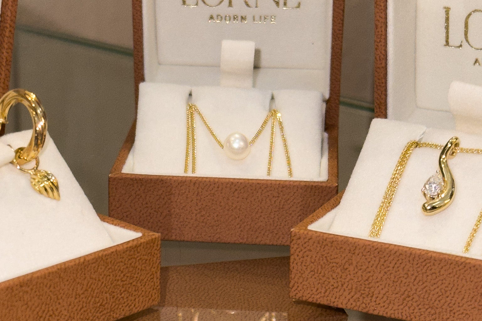 9ct. Gold Dainty Pearl Necklace