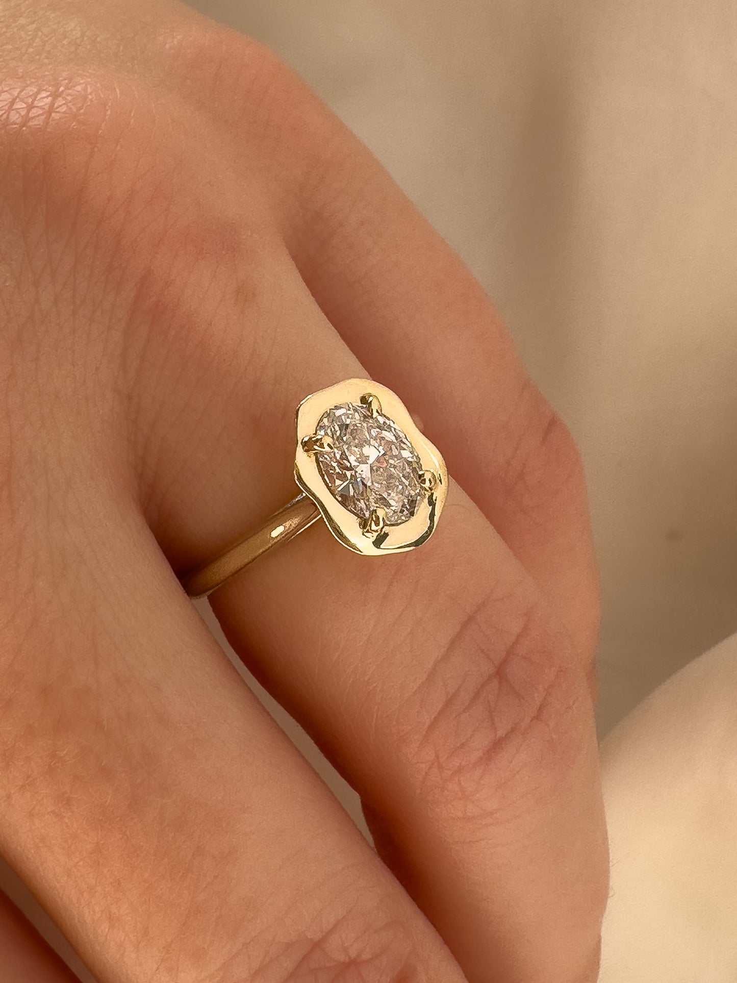 Viola Diamond Ring