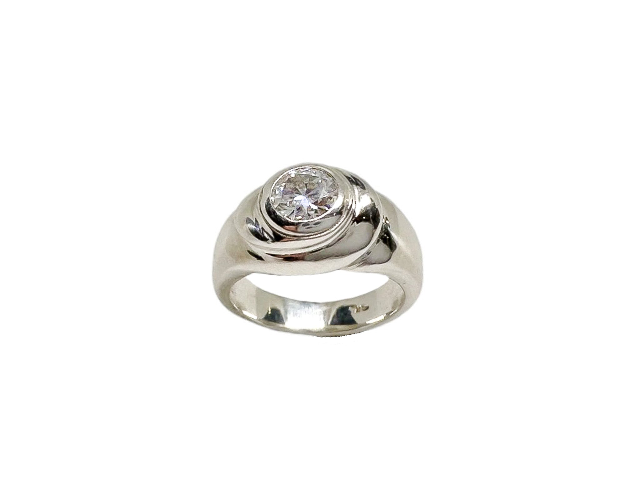 Moissanite Twist Ring - Silver