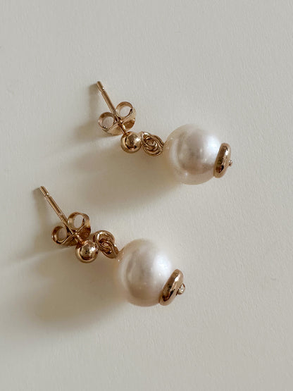Solitaire Pearl Earrings