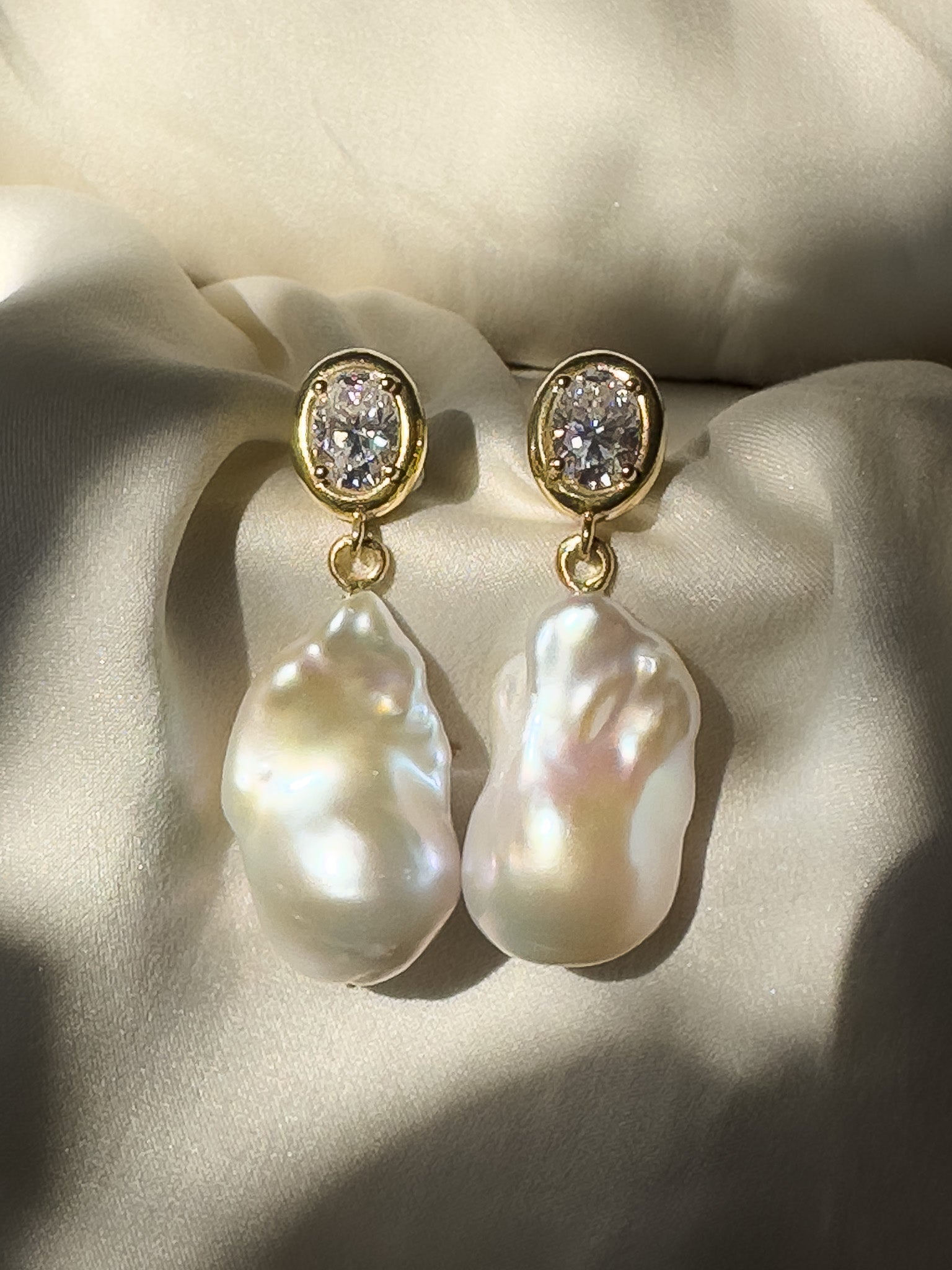 gold, Moissanite and  Baroque bridal pearl earrings 4